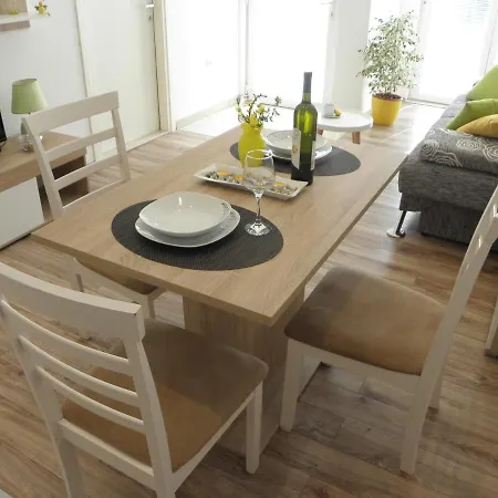 Apartment Near Center,Beach,Bus +Free Parking Zadar Exterior photo