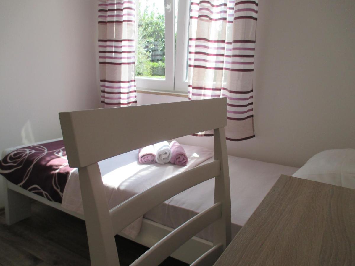 Near Center,beach,bus +free Parking Apartmán Zadar