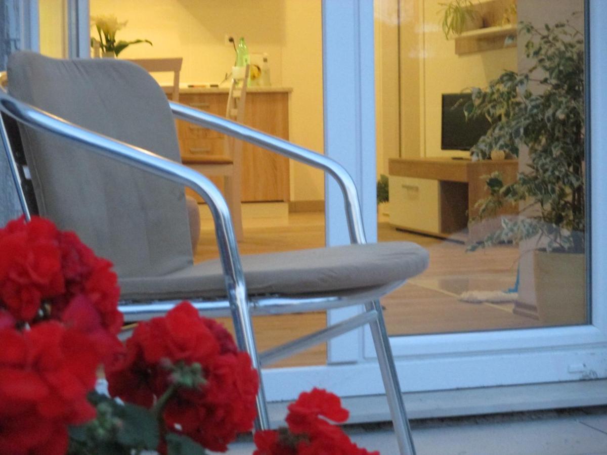 Near Center,beach,bus +free Parking Apartamento Zadar
