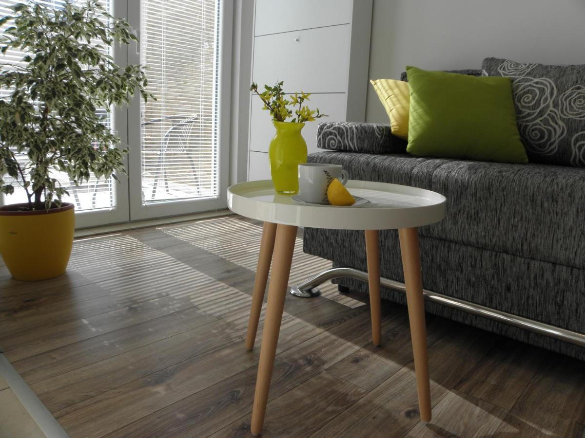 Apartmán Near Center,beach,bus +free Parking